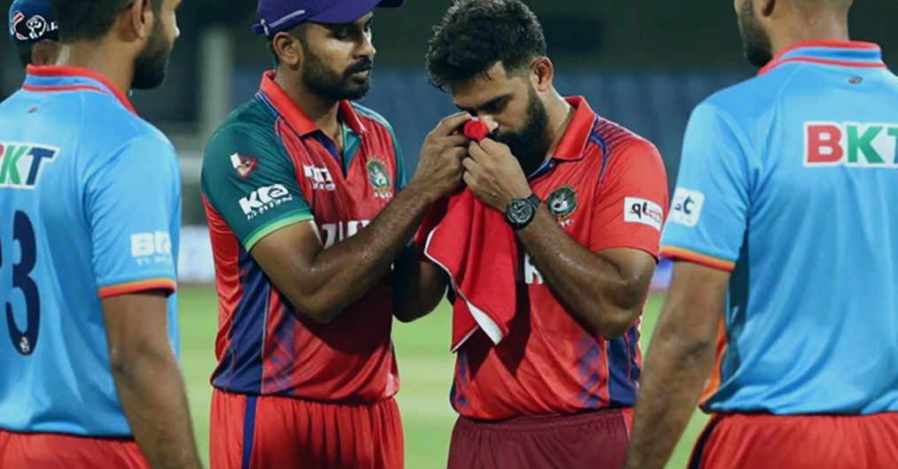 মিরপুরের পিচ লেজার: পাওয়ার কাট, স্পিন ট্র্যাক আর এশিয়ান বাজারে মূল্যের ভুল হিসাব মিরপুরের পিচ লেজার: পাওয়ার কাট, স্পিন ট্র্যাক আর এশিয়ান বাজারে মূল্যের ভুল হিসাব