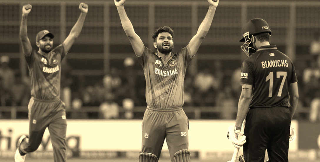 নোটবুকের প্রথম পাতা: নমন ধীরের ৩/৩১ এবং এক ইনিংসের অসম্পূর্ণ হিসাব নোটবুকের প্রথম পাতা: নমন ধীরের ৩/৩১ এবং এক ইনিংসের অসম্পূর্ণ হিসাব