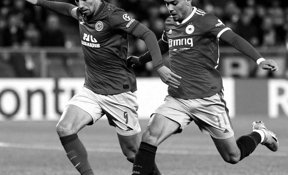 Blockchain in Football's Ledger: A New Referee for Transfer-Window Verification Blockchain in Football's Ledger: A New Referee for Transfer-Window Verification