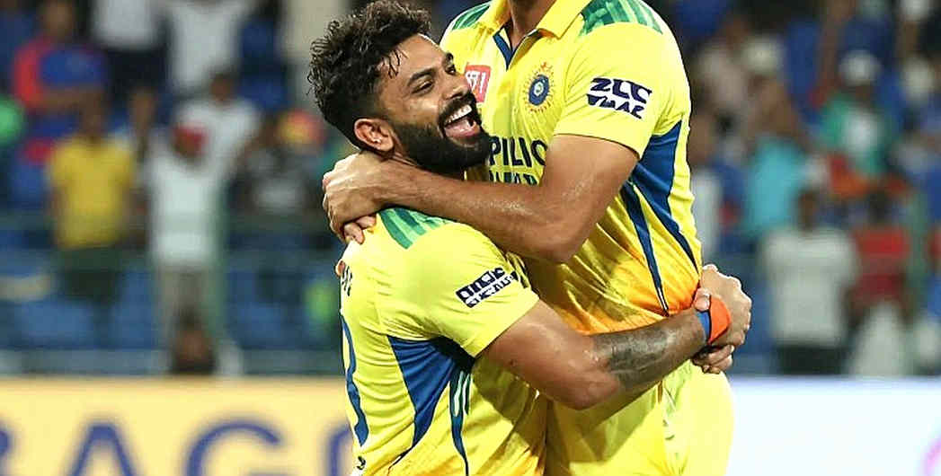 ১৫৮ রান, একটা শুকনো পিচ আর অসমাপ্ত এক টেপ: আবু ধাবিতে জিম্বাবুয়ের হিসাব