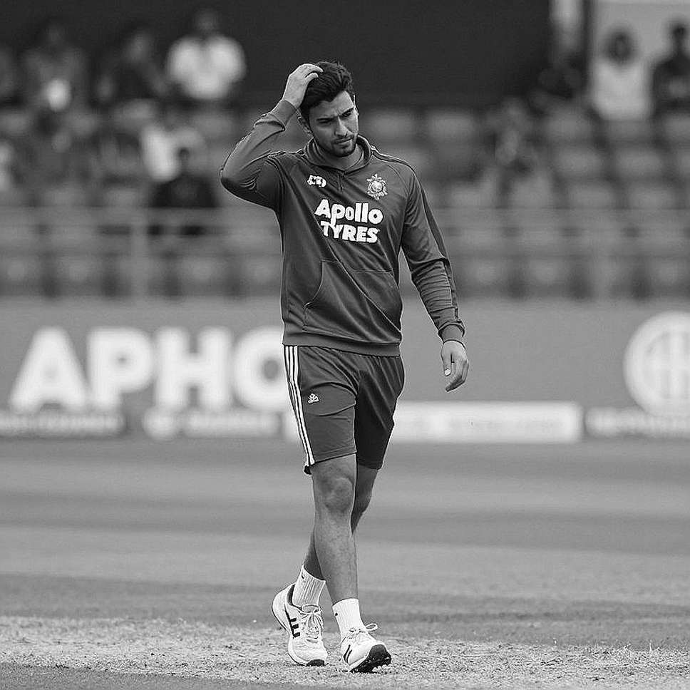 নিলামের খাতা: এশিয়ার ক্রিকেট-বাজারে অনাদৃত নামের দাম আসলে কে ঠিক করে নিলামের খাতা: এশিয়ার ক্রিকেট-বাজারে অনাদৃত নামের দাম আসলে কে ঠিক করে