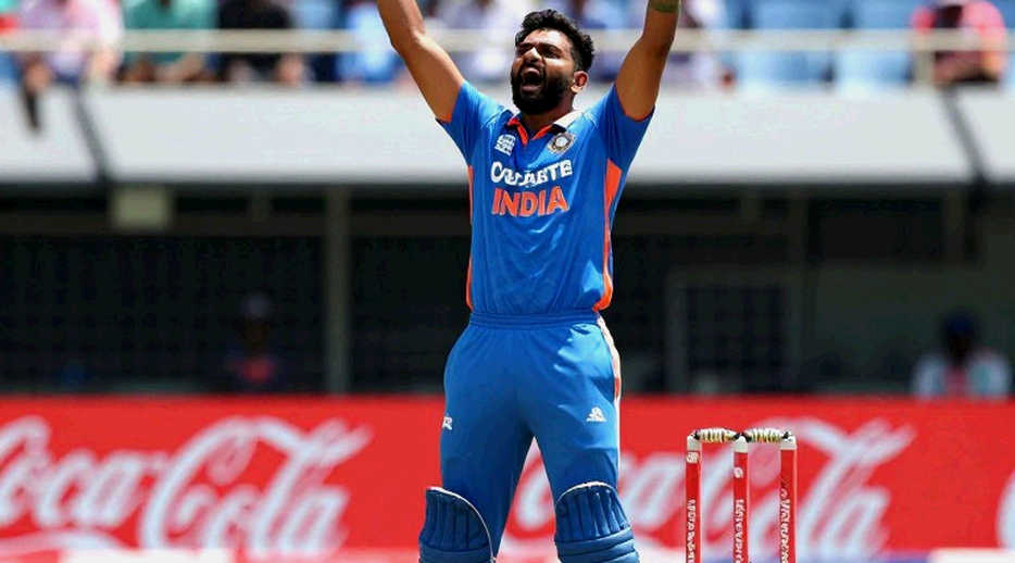 শেষ বলের শিকারি: নামান ধীরের বোলিং বুদ্ধিমত্তার ব্যবচ্ছেদ