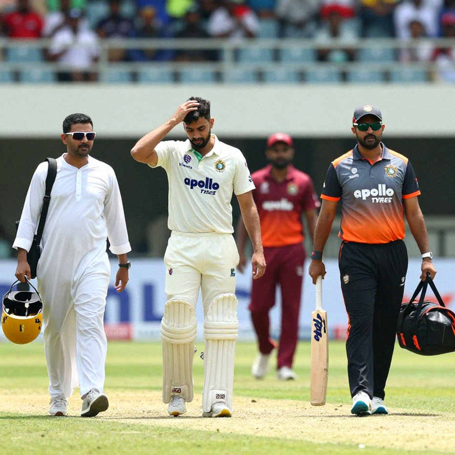 আহমেদাবাদের লেজার: ২৪০ রানের ফাইনালে যে ছোট সিদ্ধান্তগুলো স্কোরবোর্ডে ওঠেনি